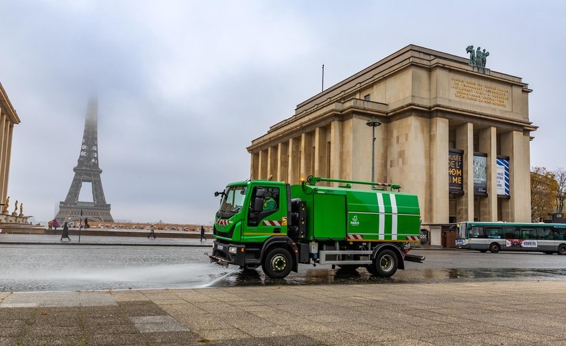París despliega vehículos con transmisiones automáticas Allison para su limpieza urbana