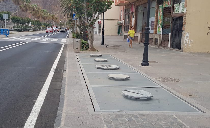 Santa Cruz de la Palma analiza la mejora de la recogida de residuos en los contenedores soterrados de la Avenida Marítima