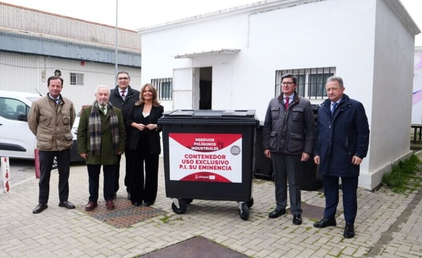 Sevilla amplía la recogida puerta a puerta al parque empresarial Su Eminencia para optimizar la limpieza