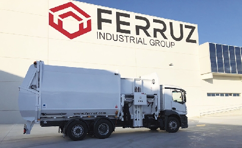 Los recolectores del Grupo Industrial Ferruz se estrenan en Medina del Campo