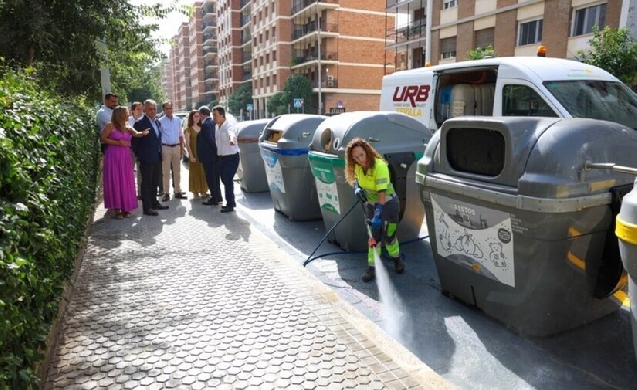 Sevilla reagrupa sus contenedores de residuos para facilitar la separación y reducir la suciedad