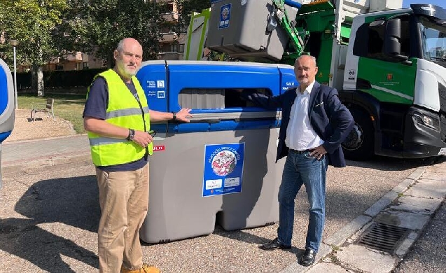 Valladolid invierte más de 200.000 euros en la renovación de 156 contenedores de papel y cartón