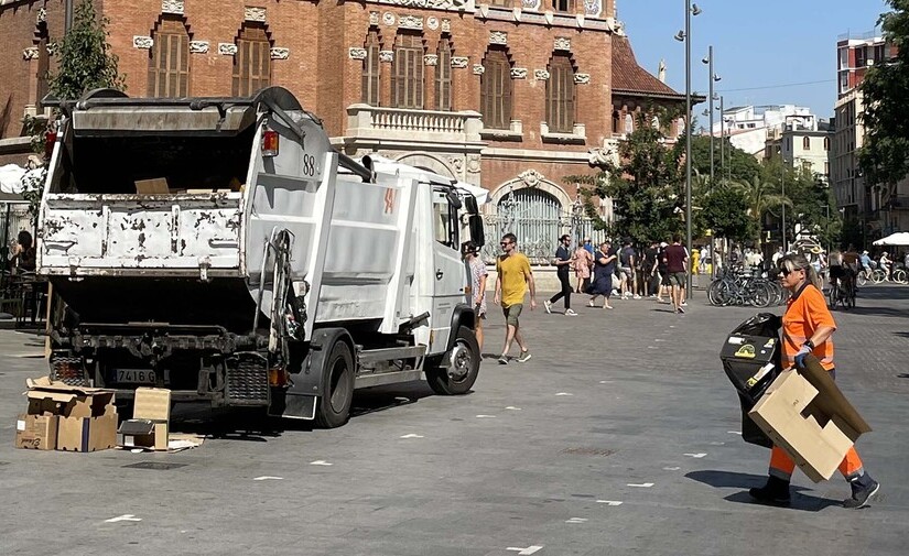 Valencia licita el reciclaje de residuos de papel y cartón generados en la ciudad